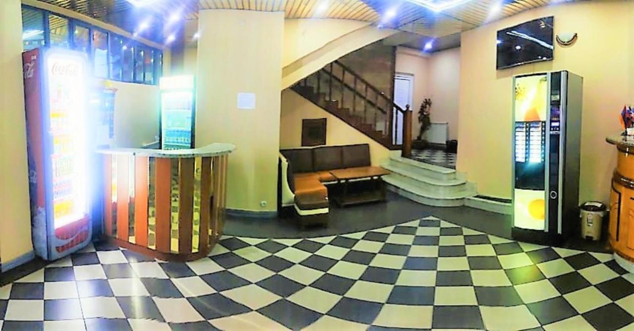 Ddd Hotel Erevan Exterior foto