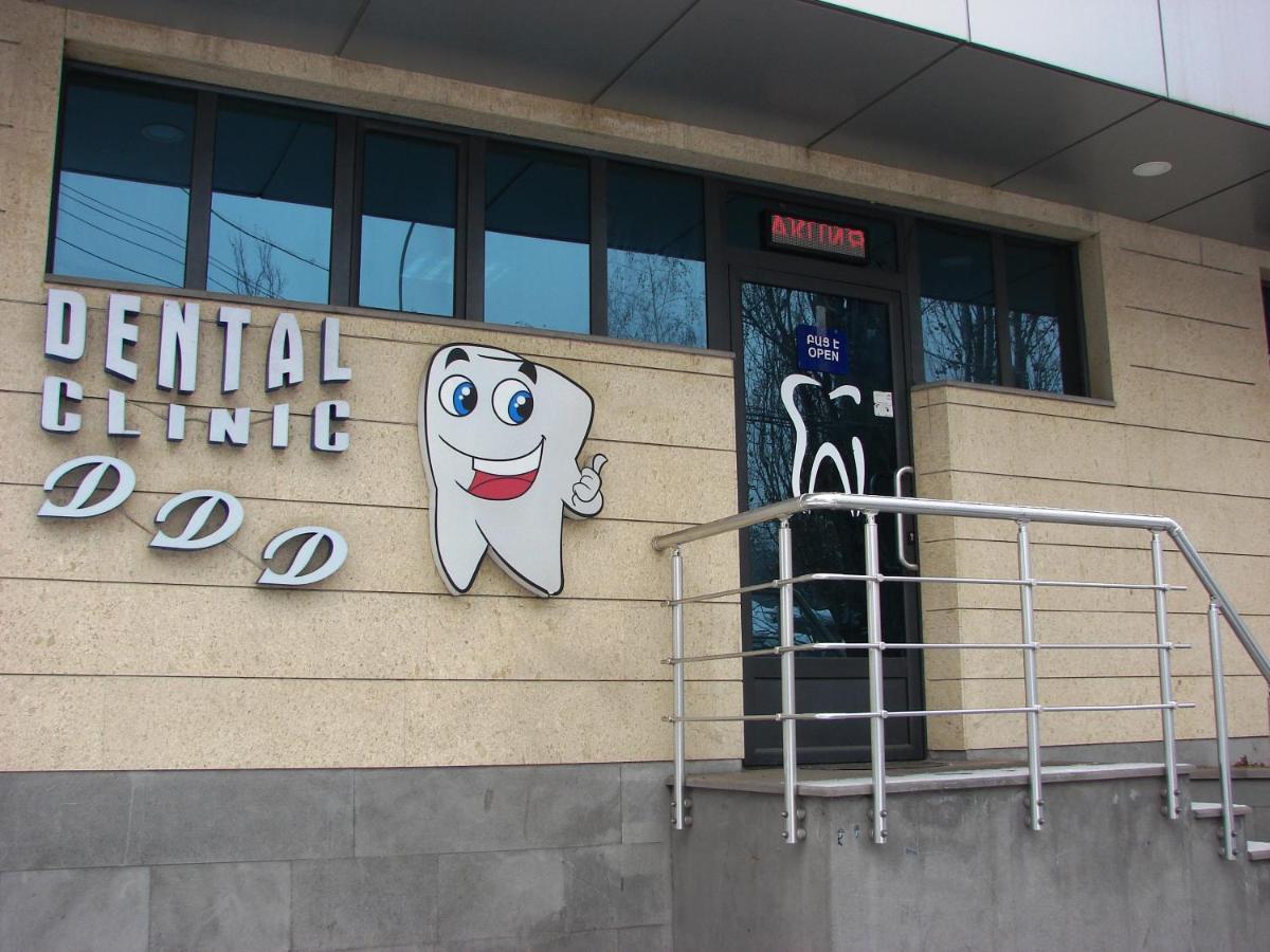 Ddd Hotel Erevan Exterior foto